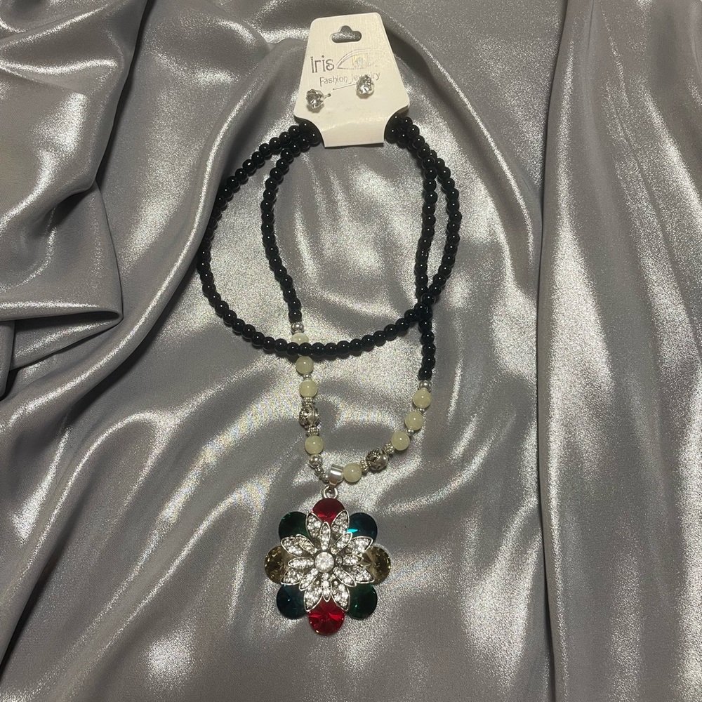 Necklace set